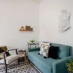 Traditional 2 Bedroom With Amazing Garden - Fiona - 26579al Apartamento *