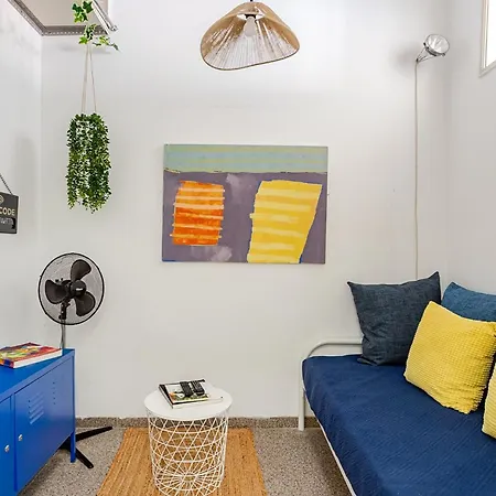 Fiona'S - Traditional 2 Bedroom Apartment With Amazing Garden 아파트 리스본