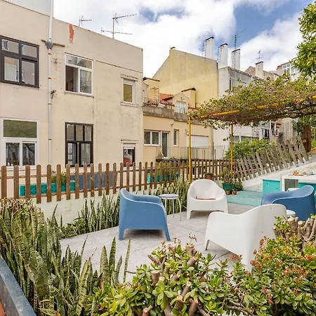 Traditional 2 Bedroom With Amazing Garden - Fiona - 26579al