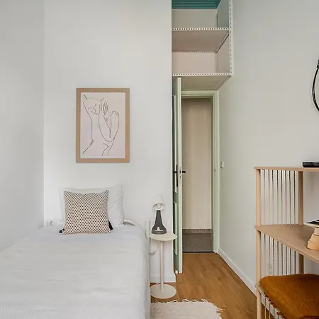 Traditional 2 Bedroom With Amazing Garden - Fiona - 26579al Διαμέρισμα Lisboa
