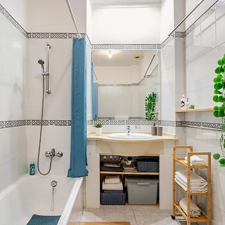 Traditional 2 Bedroom With Amazing Garden - Fiona - 26579al Διαμέρισμα *
