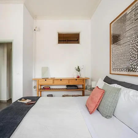 Traditional 2 Bedroom With Amazing Garden - Fiona - 26579al Lisboa