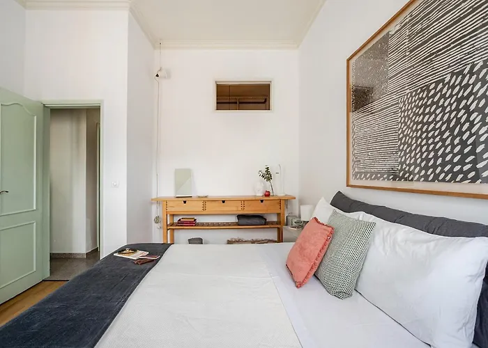 Lägenhet Traditional 2 Bedroom Apartment With Amazing Garden - Fiona - 26579Al Lisboa